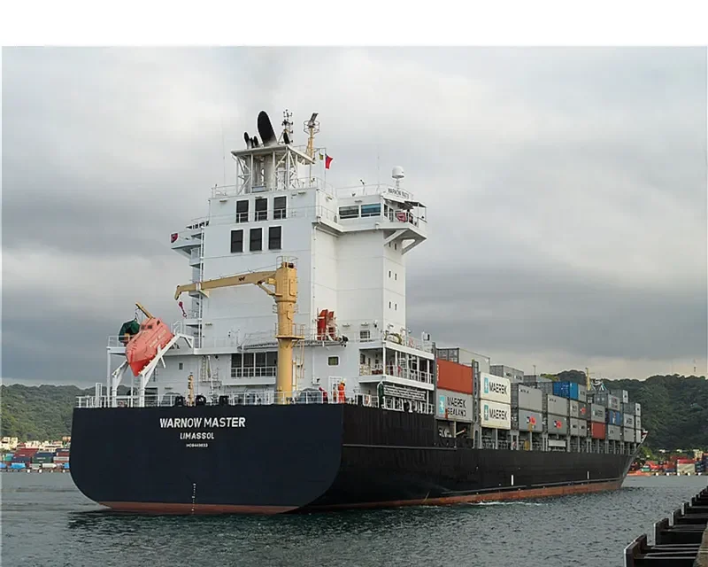 WARNOW MASTER Container Ship IMO 9449833 photo 8