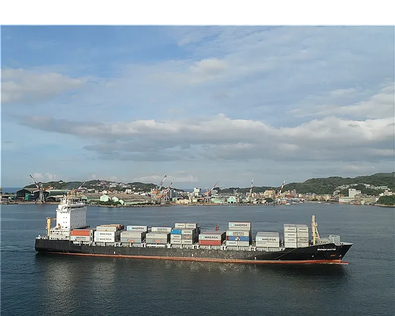 WARNOW MASTER Container Ship IMO 9449833 photo 9