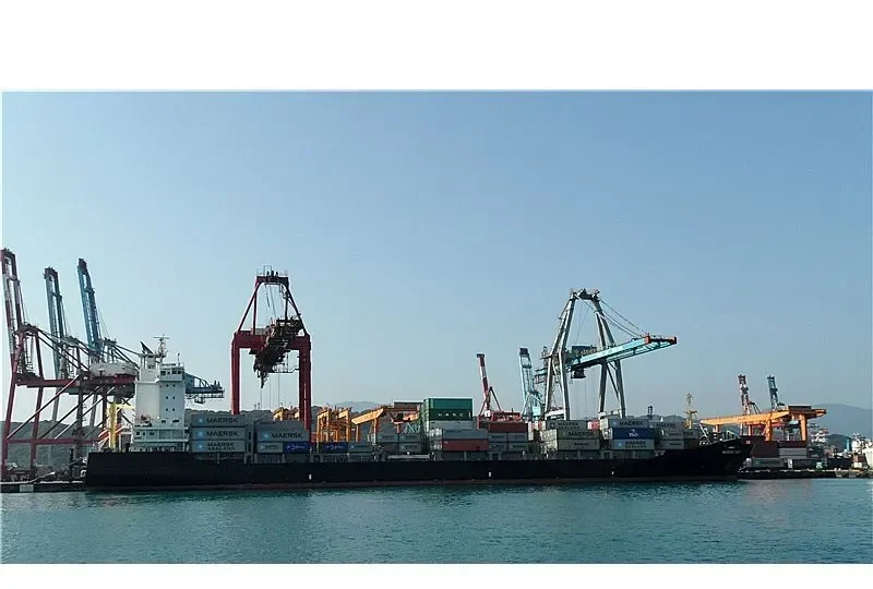 WARNOW CHIEF Container Ship IMO 9449857 photo 5
