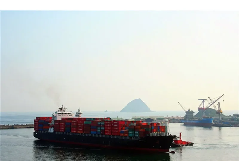 NORTHERN PRIORITY Container Ship IMO 9450313 photo 10