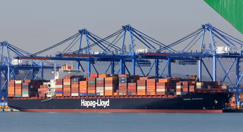 VIENNA EXPRESS Container Ship IMO 9450416 photo 5