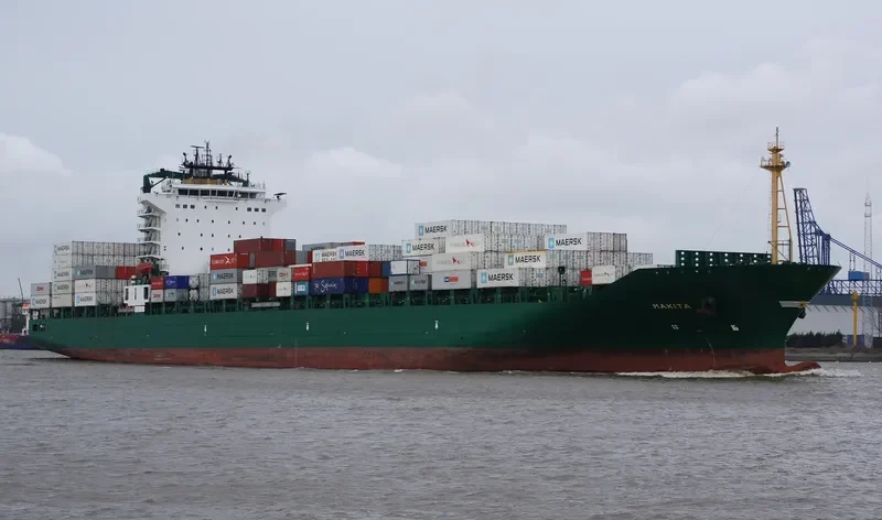 REN JIAN 26 Container Ship IMO 9450947 photo 8