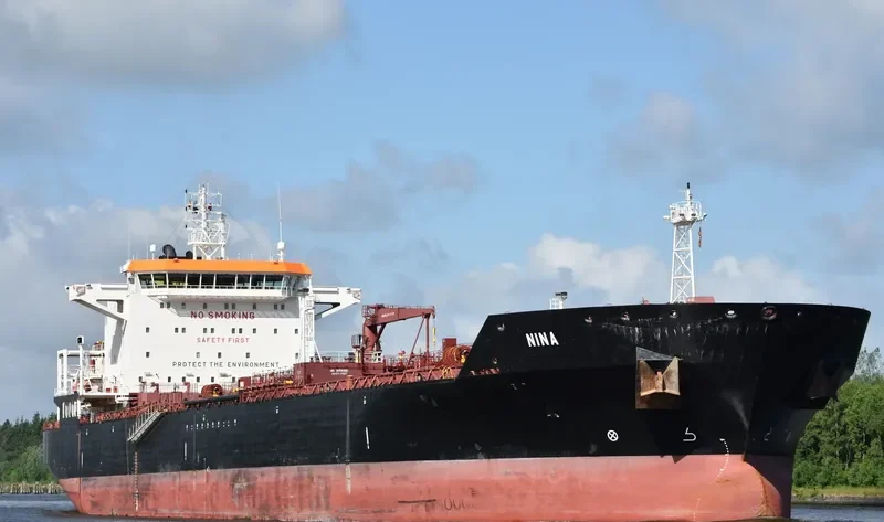 NINA Tanker IMO 9451733 photo 8