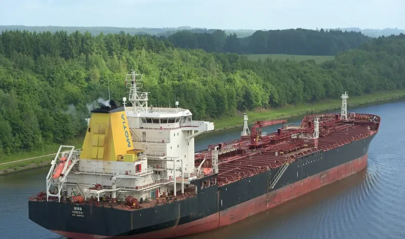 NINA Tanker IMO 9451733 photo 9