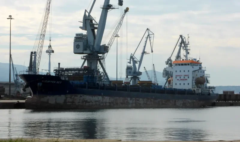 MUZAFFER BEY General Cargo IMO 9452127 photo 7