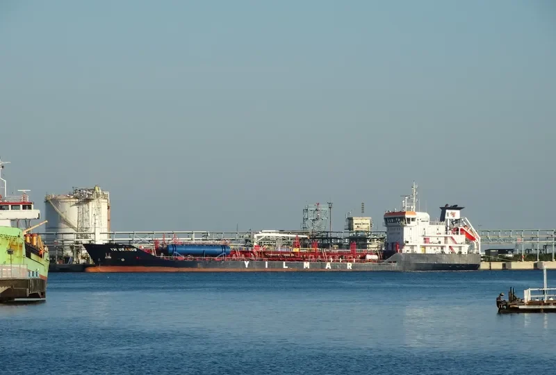 YM URANUS Tanker IMO 9452763 photo 8
