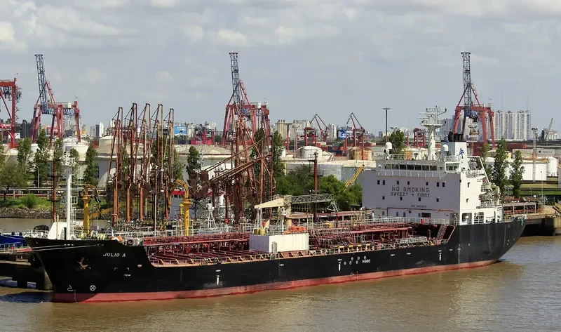 JULIO A Tanker IMO 9452816 photo 3