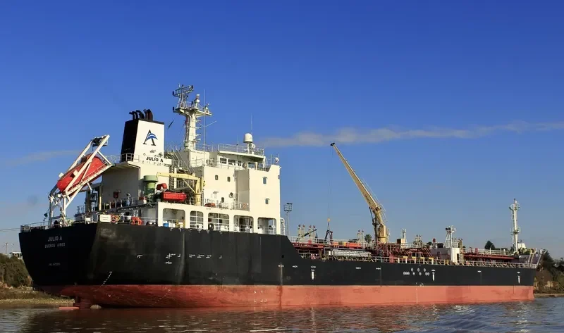 JULIO A Tanker IMO 9452816 photo 7