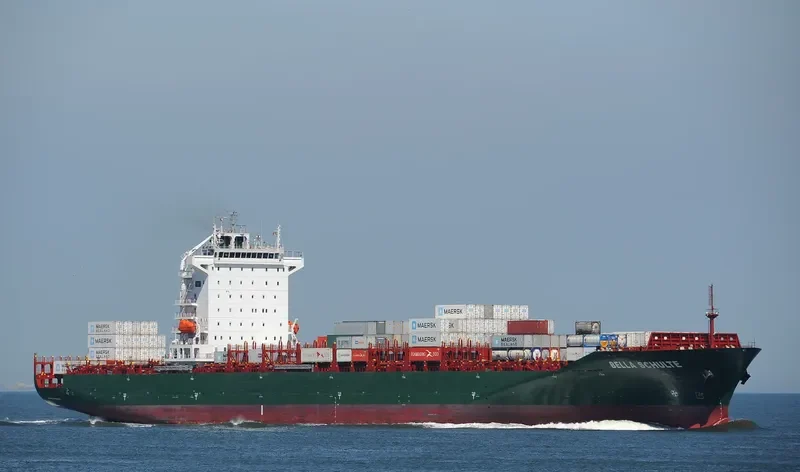 SPYROS V Container Ship IMO 9453365 photo 3