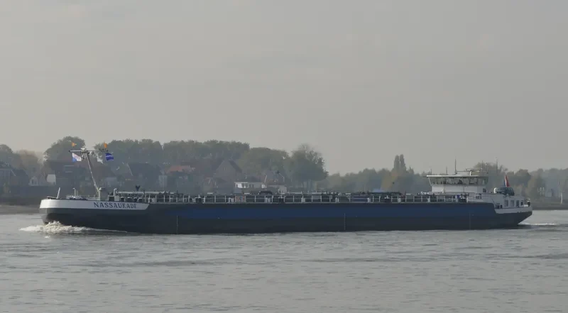 NASSAUKADE Tanker IMO 9453444 photo 7
