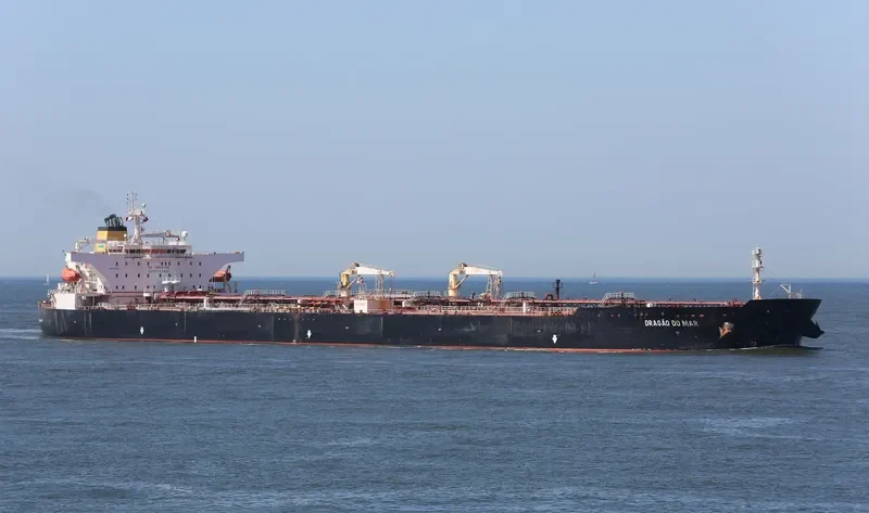 DRAGAO DO MAR Tanker IMO 9453822 photo 2