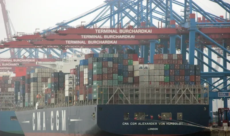 CMA CGM ALEXANDER VON HUMBOLDT Container Ship IMO 9454448 photo 9