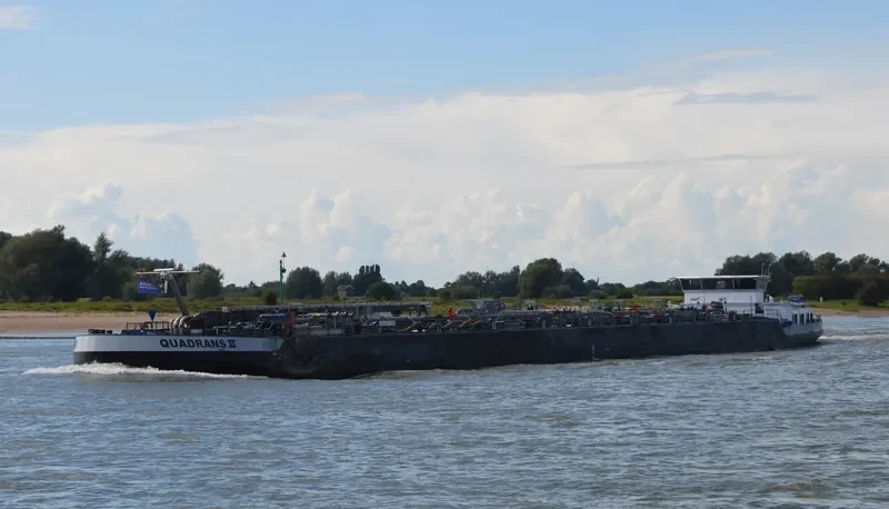 QUADRANS2 Tanker IMO 9455260 photo 2