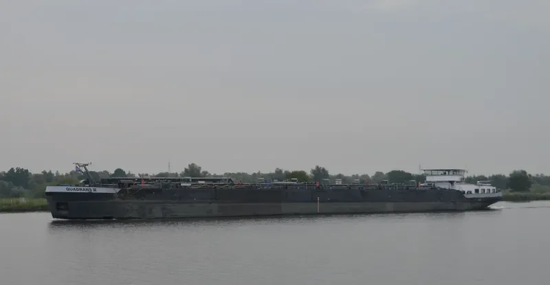 QUADRANS2 Tanker IMO 9455260 photo 3