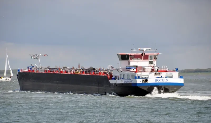 BOTEIN Tanker IMO 9455349 photo 3