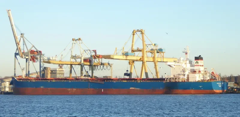MARAN SKY Bulk Carrier IMO 9455545 photo 4