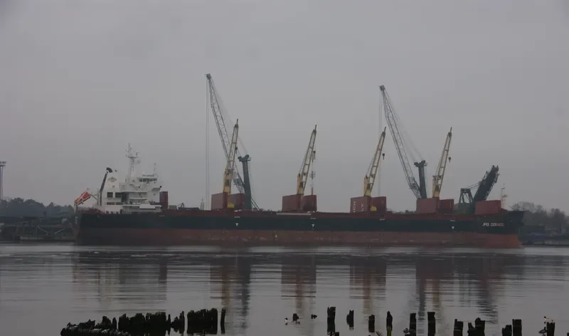 BREEZE Bulk Carrier IMO 9455650 photo 25