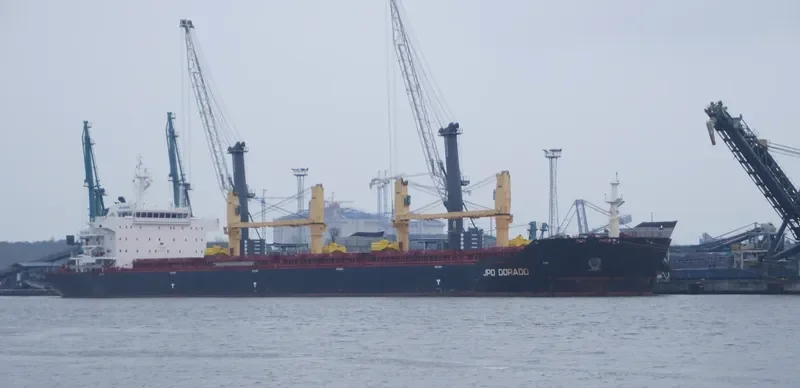 BREEZE Bulk Carrier IMO 9455650 photo 33