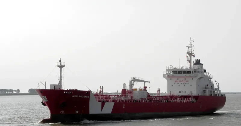 IVER BALANCE Tanker IMO 9455753 photo 3