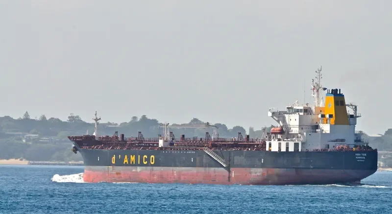 HIGH TIDE Tanker IMO 9455820 photo 2
