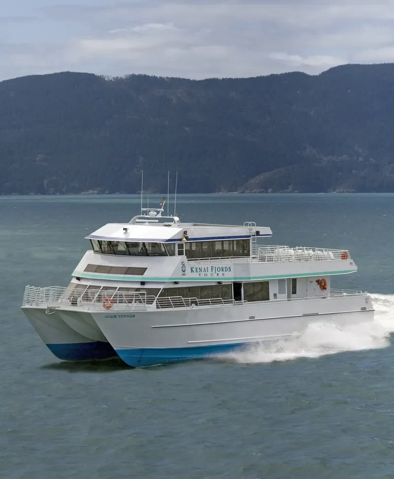 AIALIK VOYAGER Passenger Ship IMO 9456525 photo 2