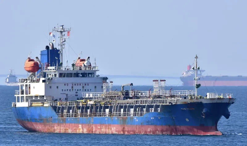 BLUE PHOENIX Tanker IMO 9456616 photo 5