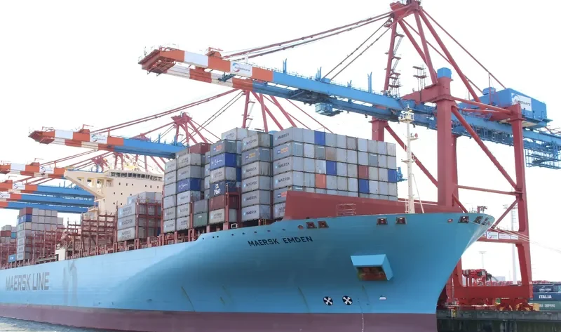 MAERSK EMDEN Container Ship IMO 9456769 photo 10