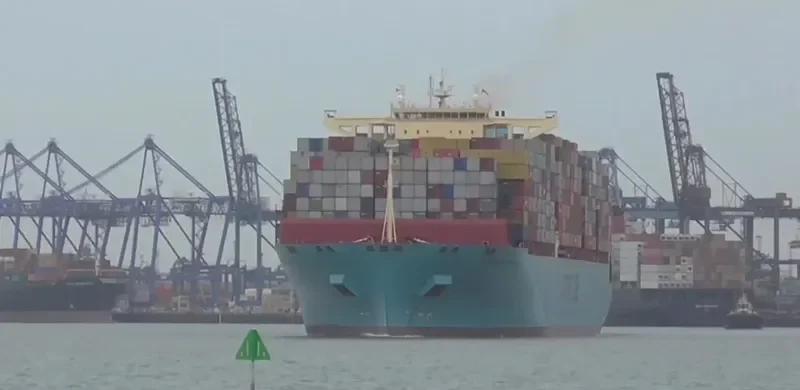 MAERSK EINDHOVEN Container Ship IMO 9456771 photo 2