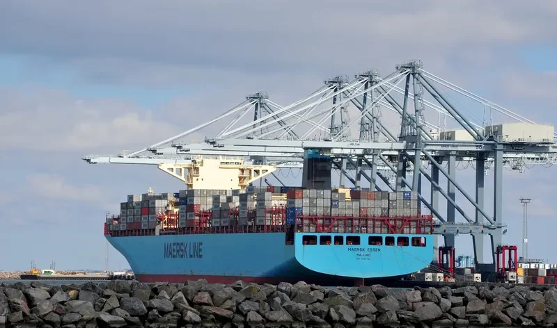 MAERSK ESSEN Container Ship IMO 9456783 photo 5