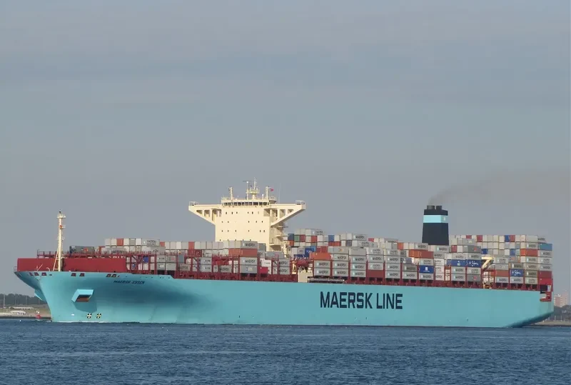 MAERSK ESSEN Container Ship IMO 9456783 photo 6