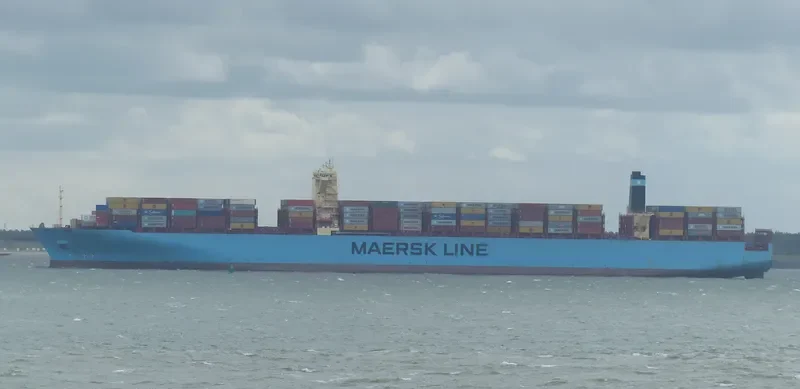 MAERSK ESSEN Container Ship IMO 9456783 photo 10