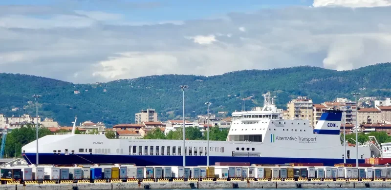 PAQIZE Ro-Ro IMO 9457206 photo 4