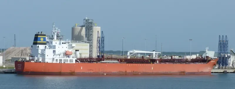 ASTIR LADY Tanker IMO 9457385 photo 9