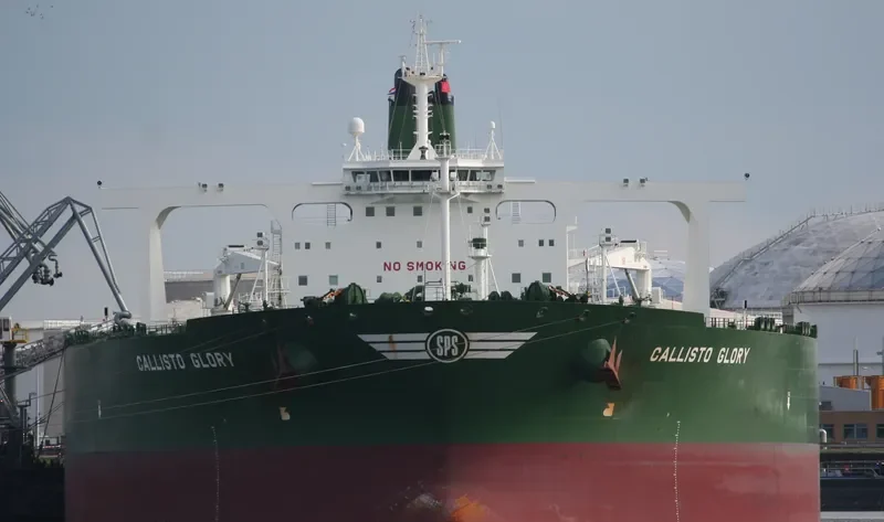CHLOE V Tanker IMO 9457452 photo 6