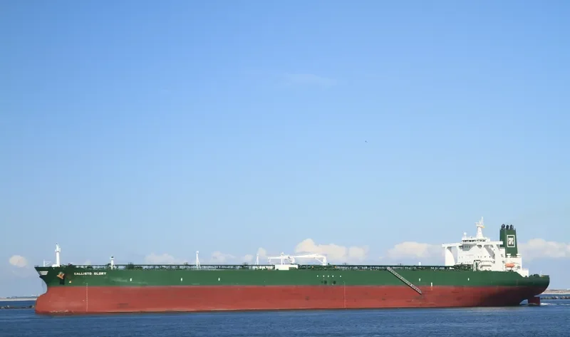 CHLOE V Tanker IMO 9457452 photo 10