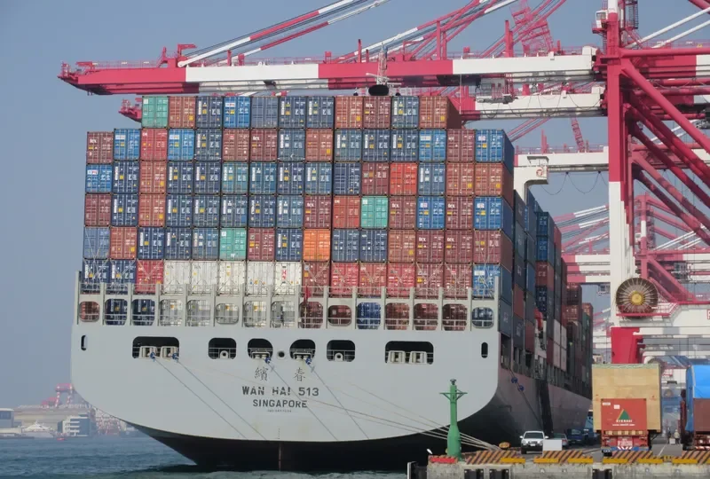 WAN HAI 513 Container Ship IMO 9457634 photo 4