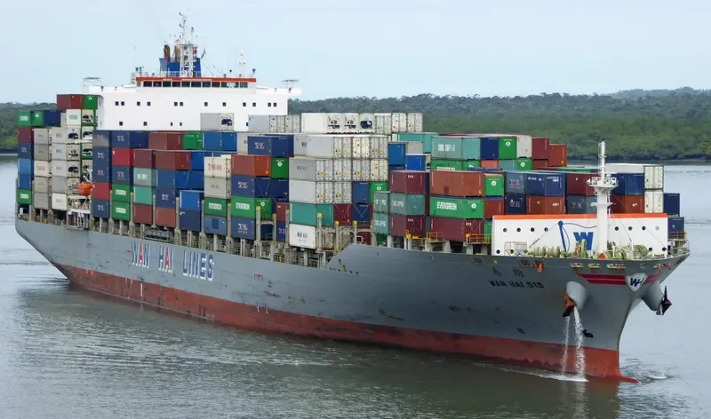 WAN HAI 515 Container Ship IMO 9457646 photo 3