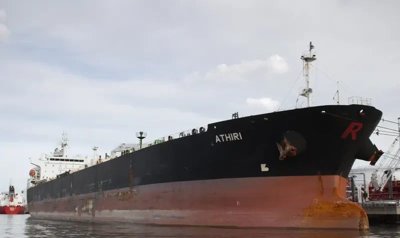 ATHIRI Tanker IMO 9457763 photo 5