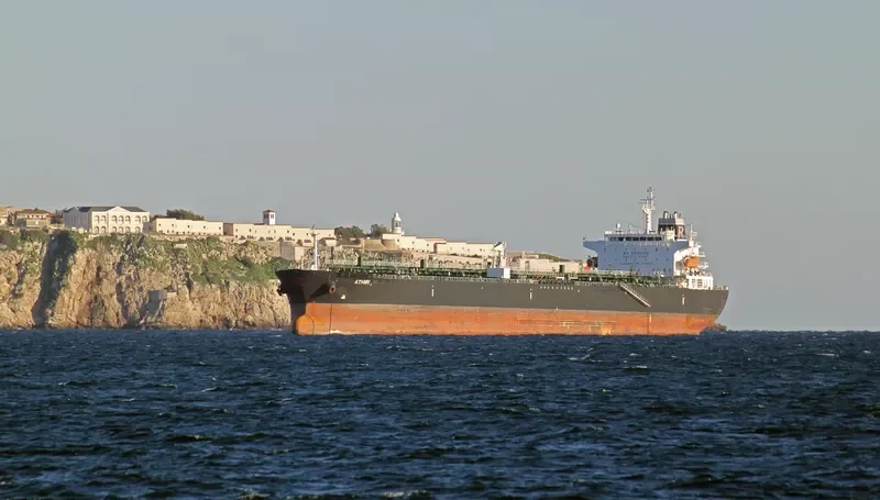 ATHIRI Tanker IMO 9457763 photo 6