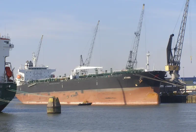 ATHIRI Tanker IMO 9457763 photo 7