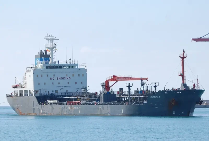 NORDISLE Tanker IMO 9457828 photo 9