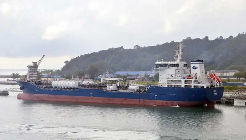 RUBY T Tanker IMO 9457878 photo 2