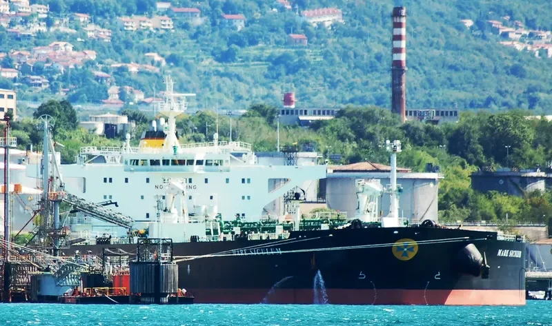 MARE SICULUM Tanker IMO 9457892 photo 3