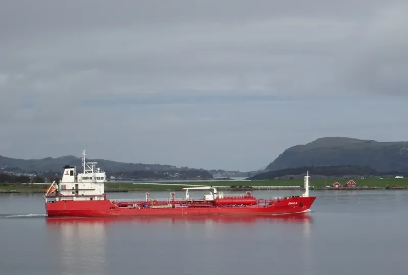 AMARANTH Tanker IMO 9458028 photo 9