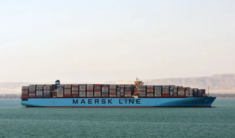 MAERSK EDMONTON Container Ship IMO 9458030