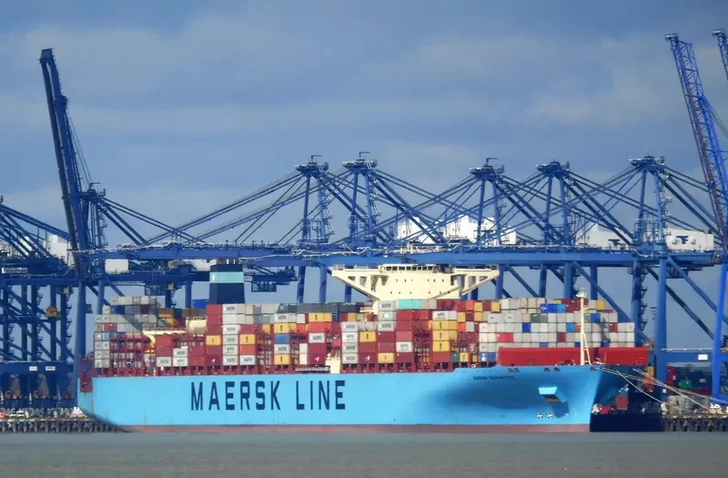MAERSK EDMONTON Container Ship IMO 9458030 photo 9
