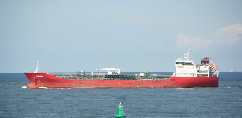 FMT URLA Tanker IMO 9458054 photo 4