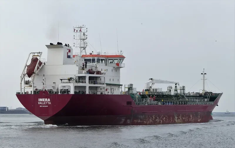 IMERA Tanker IMO 9458066 photo 10