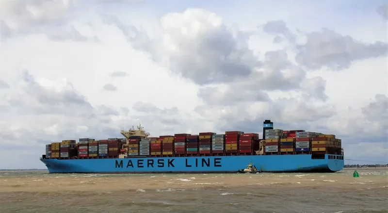 MAERSK ELBA Container Ship IMO 9458078 photo 3