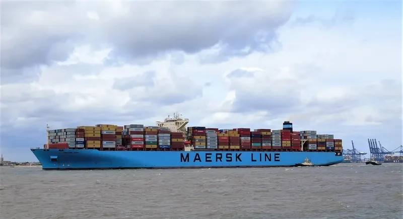 MAERSK ELBA Container Ship IMO 9458078 photo 5